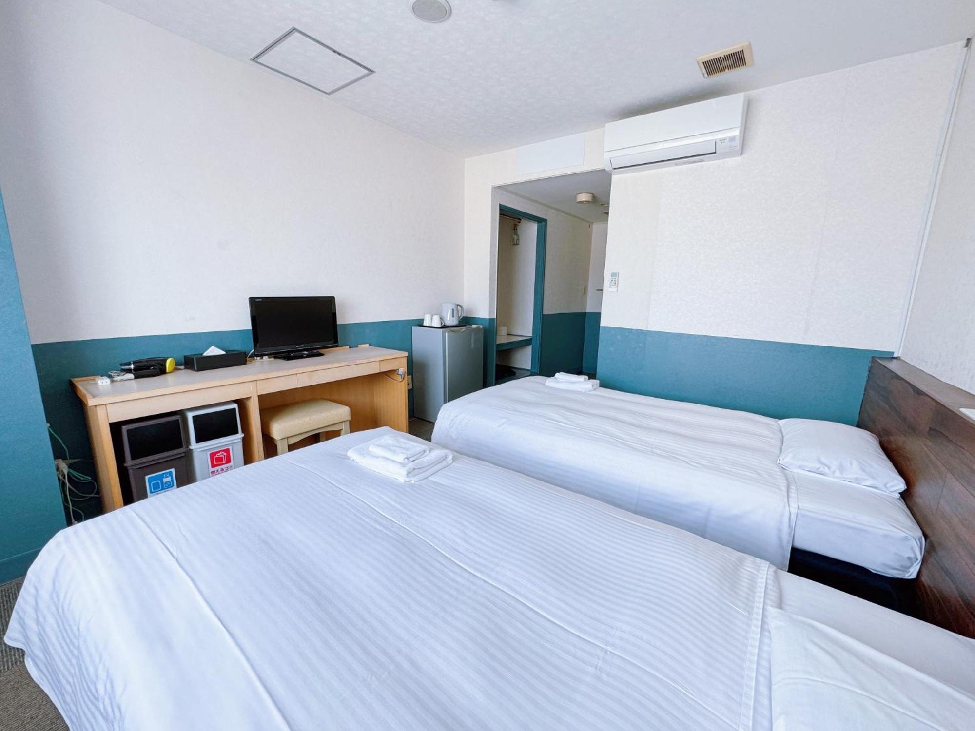 Hotel Orox Naha Bagian luar foto