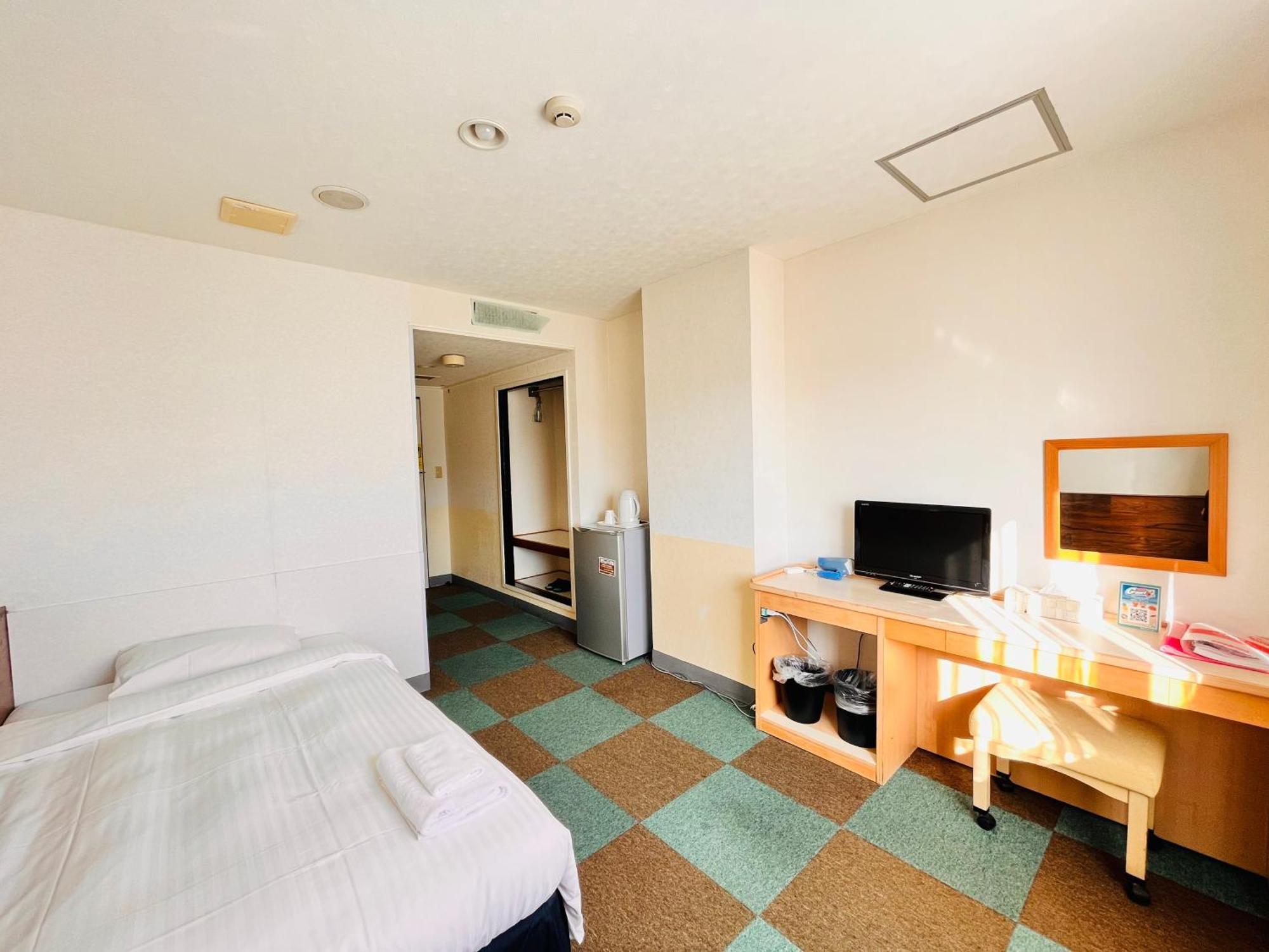 Hotel Orox Naha Bagian luar foto