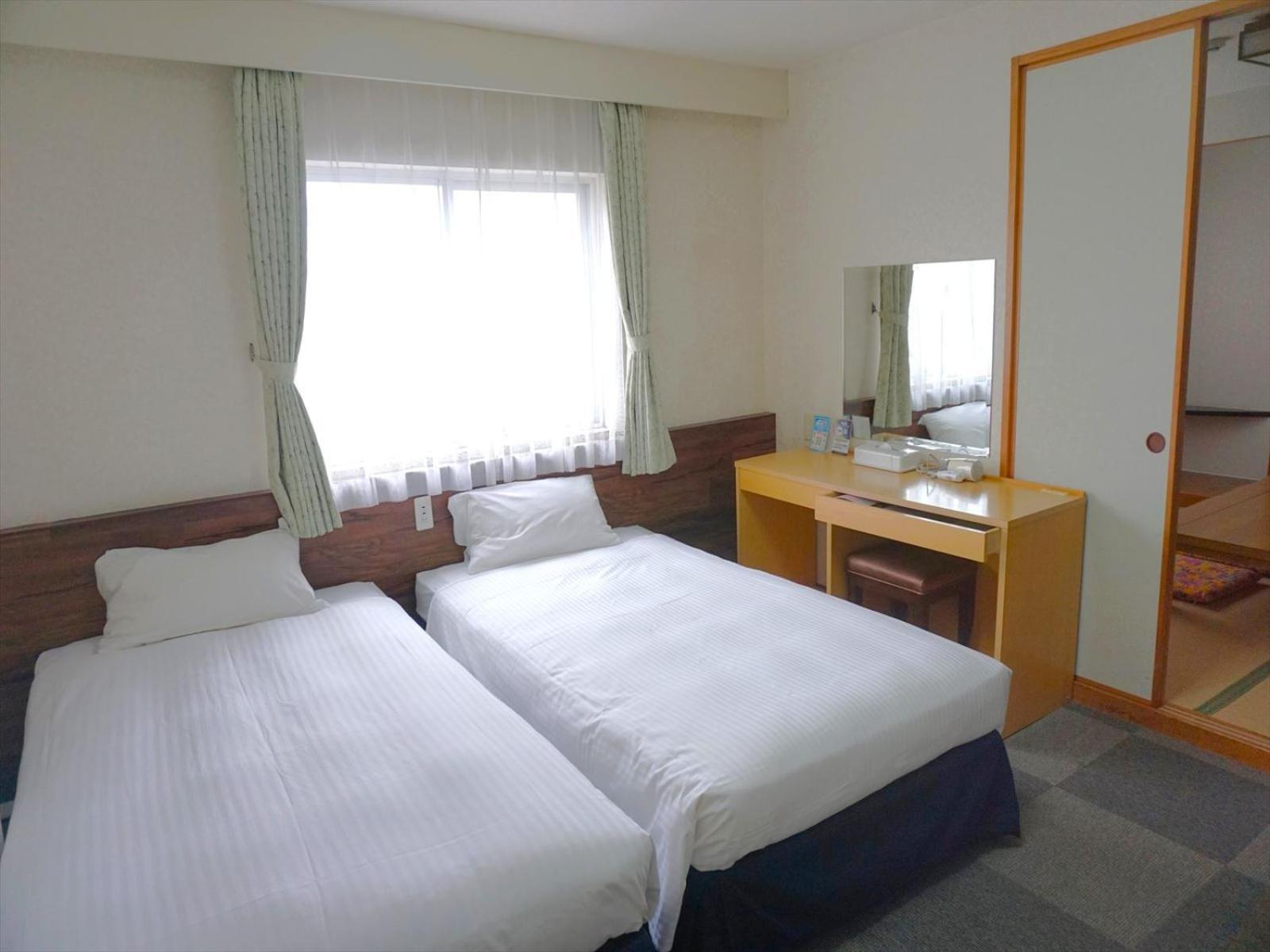 Hotel Orox Naha Ruang foto